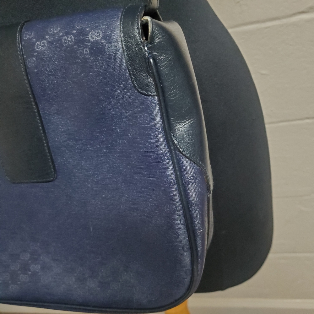 Vintage Gucci Navy Micromonogram Canvas Crossbody - Picture 5 of 16